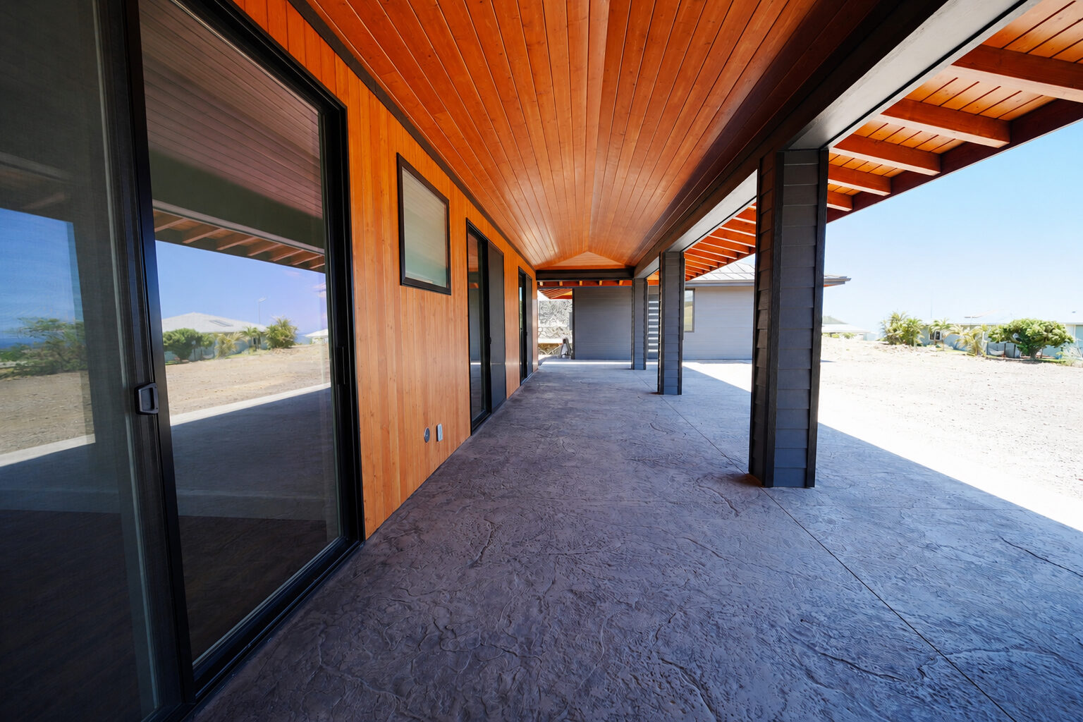 Lanai and indoor-outdoor living